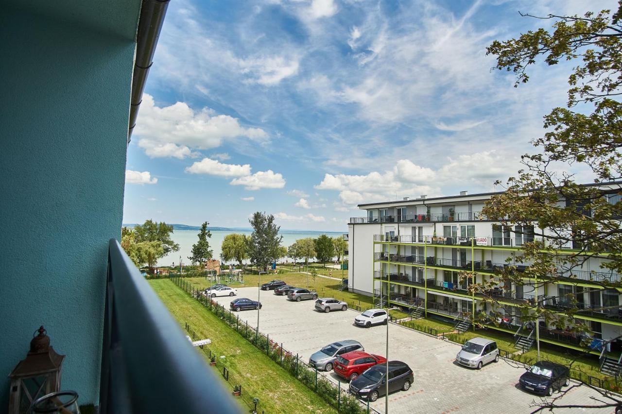 Catamaran Apartments - Hostaid Siofok Dış mekan fotoğraf